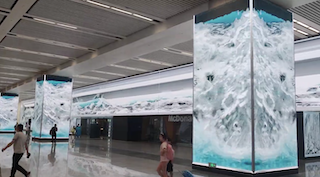 EXCEL LED takes you look at the amazing 3D  LED Screen in Shanghai Railway Station.
